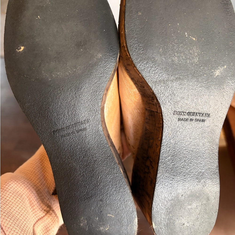 Elegant Tan Leather Mules for Women - Picture 5 of 5